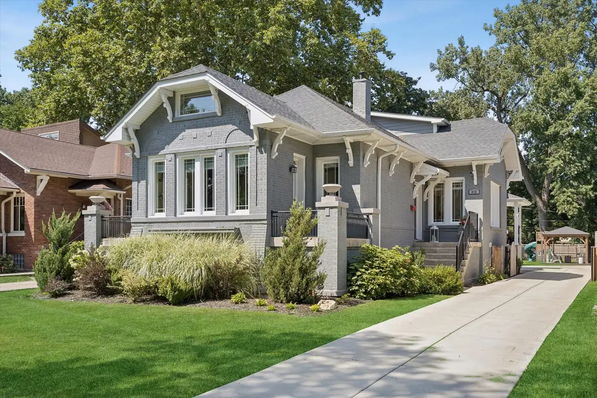 212 Gage Road, Riverside, IL 60546 - #1