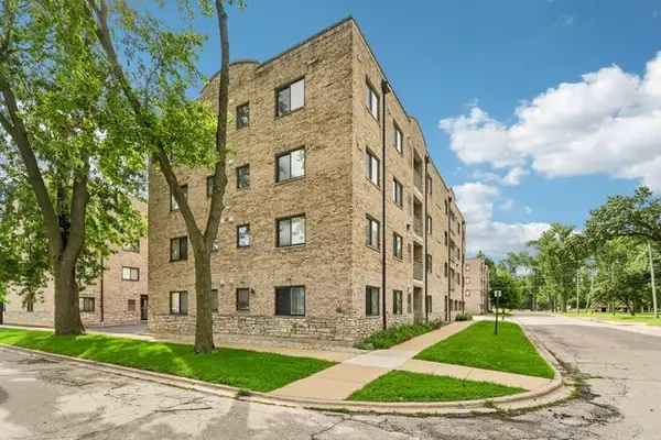 7335 Oakwood Avenue #2F, Lyons, IL 60534
