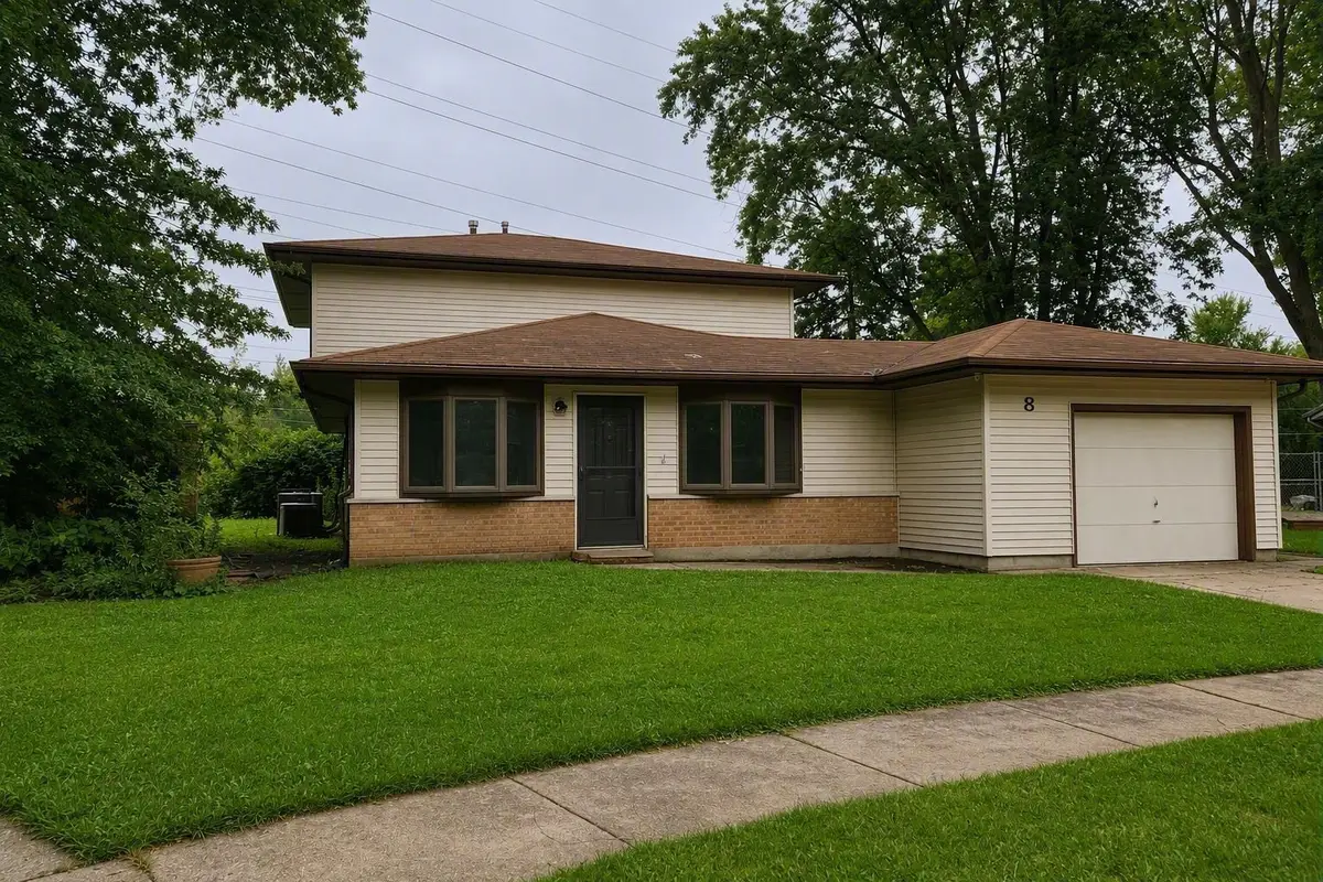 8 Wayne Court, Park Forest, IL 60466 - #1