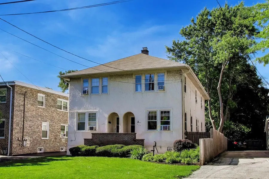 240 & 242 Highwood Avenue, Highwood, IL 60040 - #2