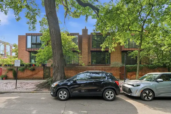 2206 N Burling Street, Chicago, IL 60614