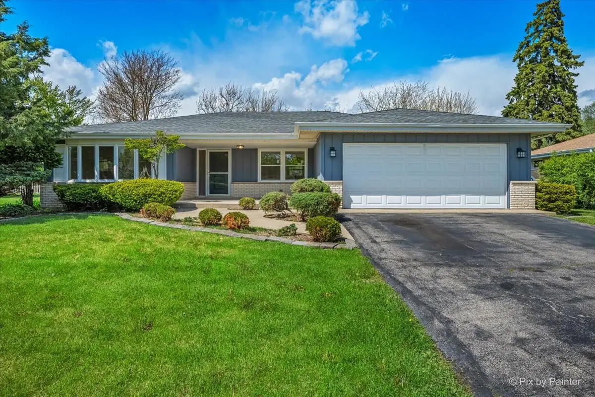 662 Orchard Court, Roselle, IL 60172 - #1