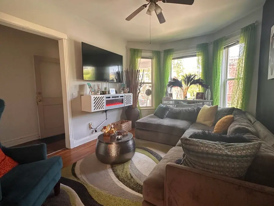 7422 S Blackstone Avenue, Chicago, IL 60619 - #2