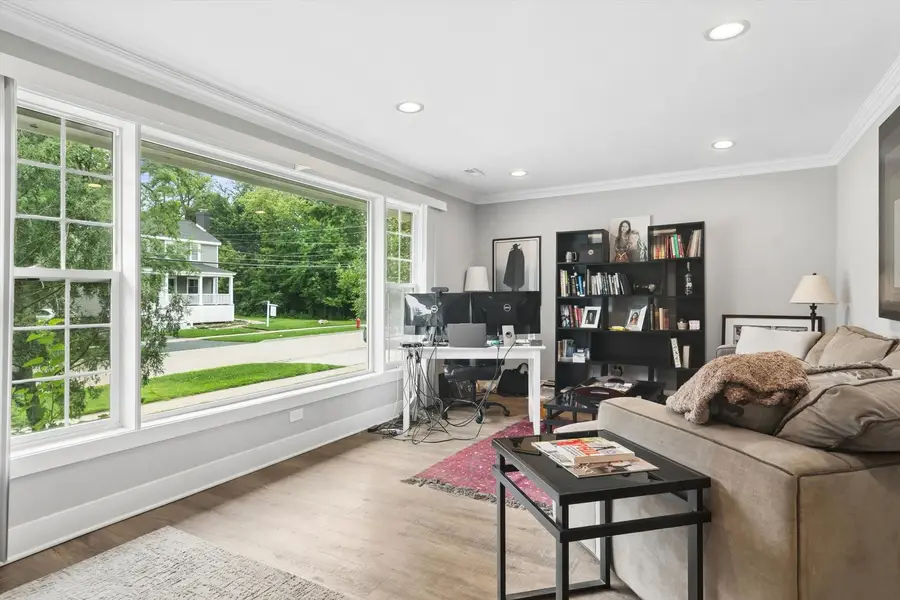 336 E Russell Street, Barrington, IL 60010 - #3