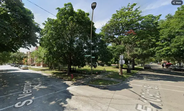 11904 S Vernon Avenue, Chicago, IL 60628