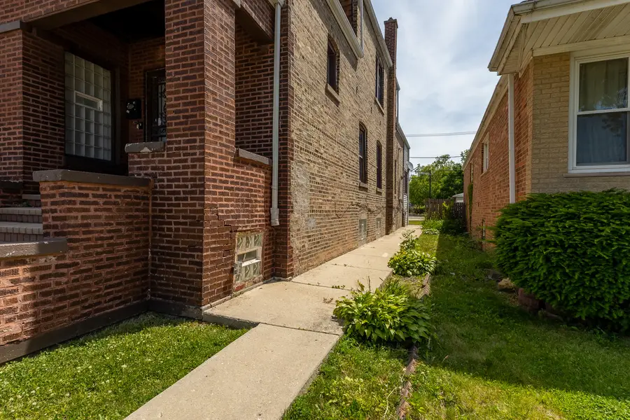 8411 S Elizabeth Street, Chicago, IL 60620 - #2