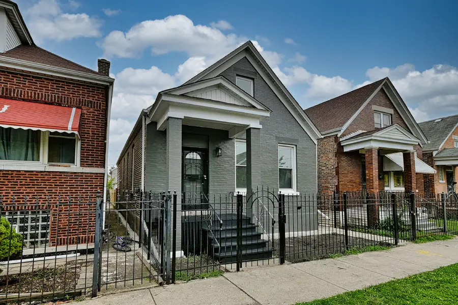 1645 S Keeler Avenue, Chicago, IL 60623 - #2