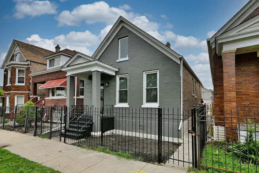 1645 S Keeler Avenue, Chicago, IL 60623 - #3
