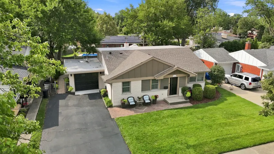 534 E Park Avenue, Elmhurst, IL 60126 - #3