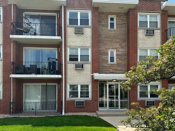 10524 S Pulaski Road #3SE, Oak Lawn, IL 60453