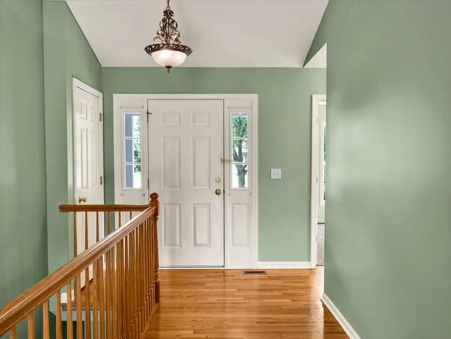 499 Kensington Court, Dekalb, IL 60115 - #3