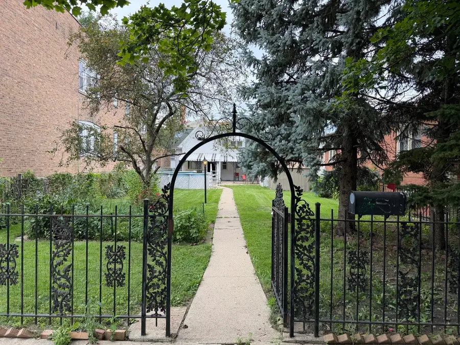 5244 W Waveland Avenue, Chicago, IL 60641 - #3