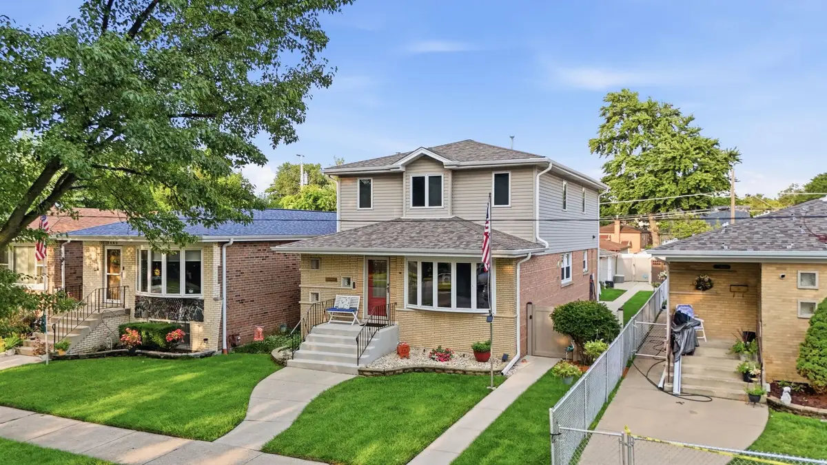 11001 S Albany Avenue, Chicago, IL 60655 - #1