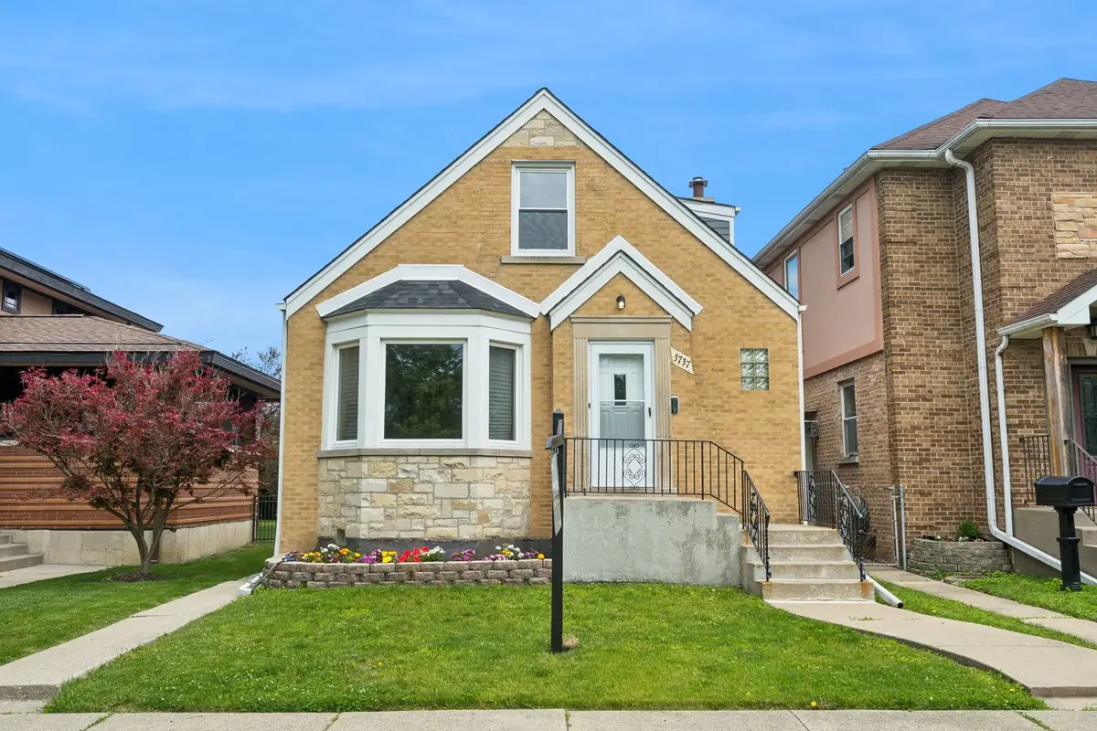 3737 N Cumberland Avenue, Chicago, IL 60634 - #1