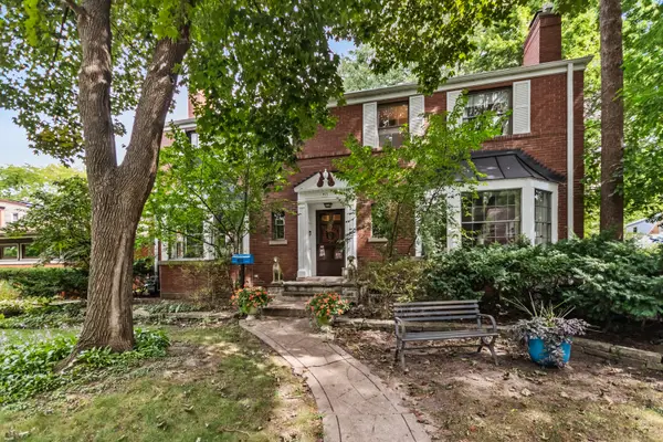 415 Ashland Avenue, Evanston, IL 60202