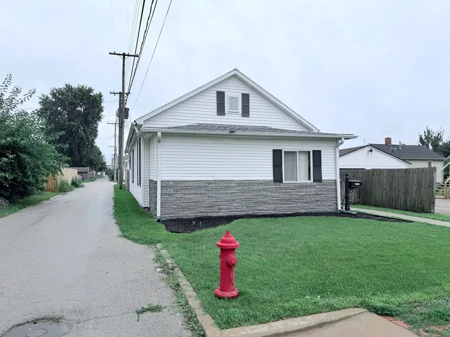 828 Tonti Street, La Salle, IL 61301 - #2