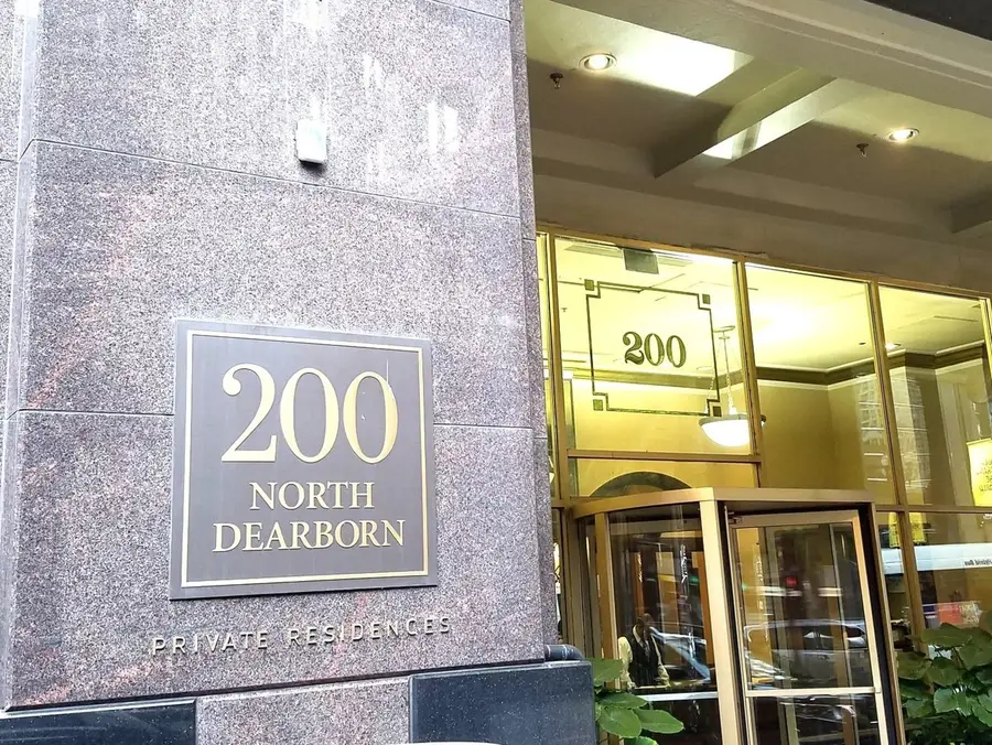 200 N Dearborn Street #1107, Chicago, IL 60601 - #2