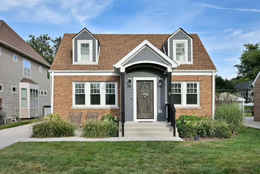 485 N Howard Avenue, Elmhurst, IL 60126 - #3