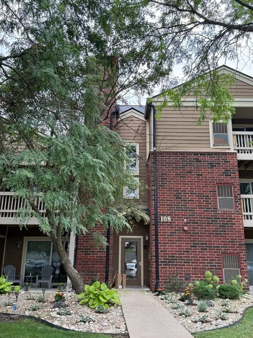 108 Glengarry Drive #304, Bloomingdale, IL 60108 - #1