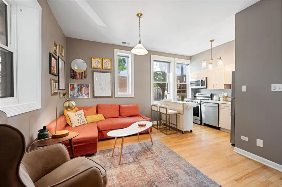 4053 N Sheridan Road #3, Chicago, IL 60613 - #3