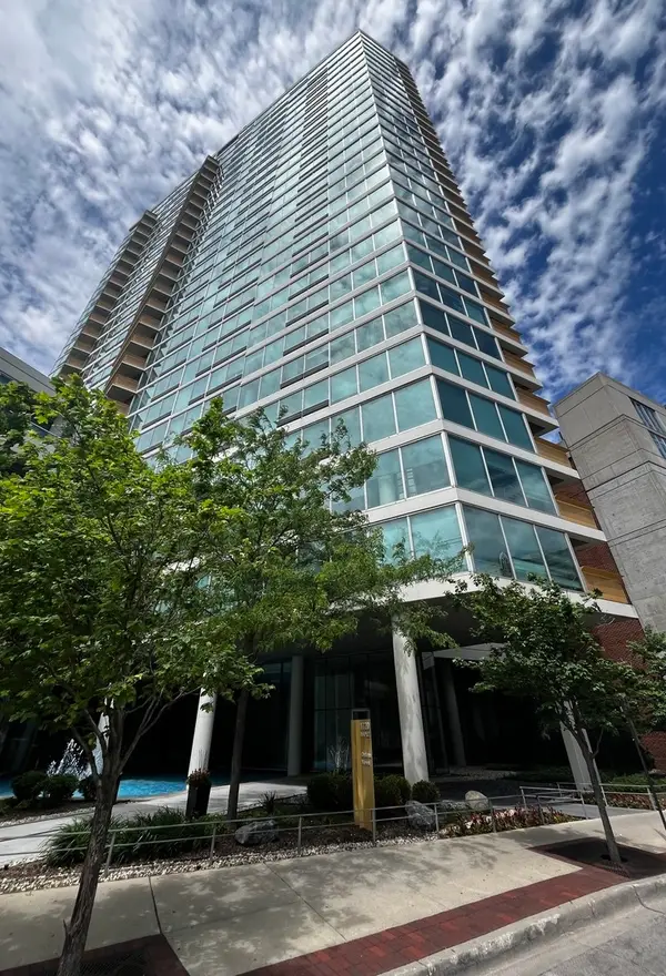 Address Withheld By Seller, Evanston, IL 60201