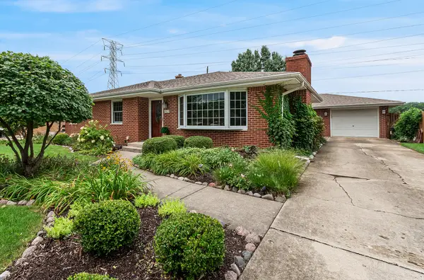 1820 Root Street, Crest Hill, IL 60403