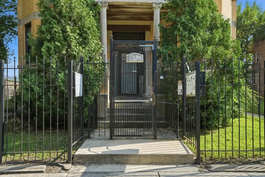 1517 E Marquette Road #2E, Chicago, IL 60637 - #2