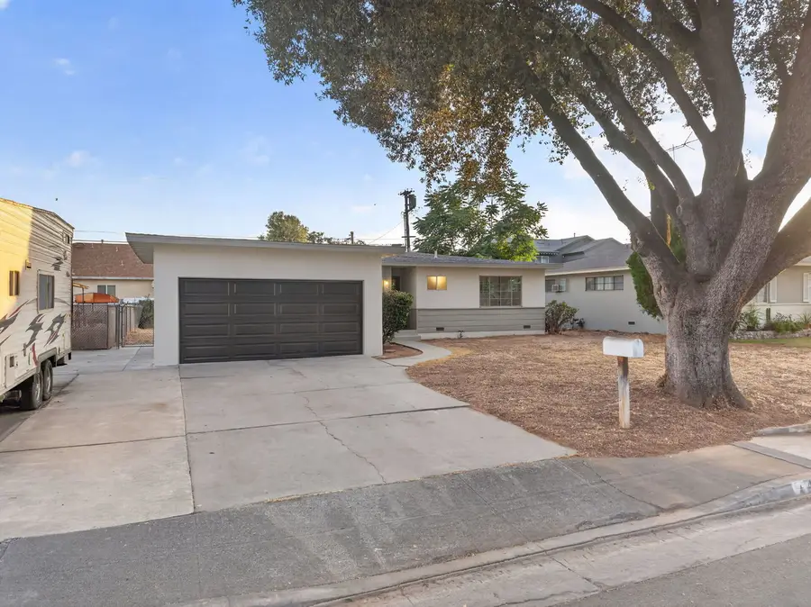 4944 Wilton Place, Riverside, CA 92504 - #2