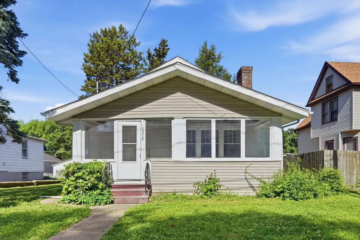 1318 44th Street, Rock Island, IL 61201 - #1