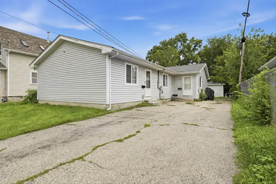 412 S State Street, Aurora, IL 60505 - #2