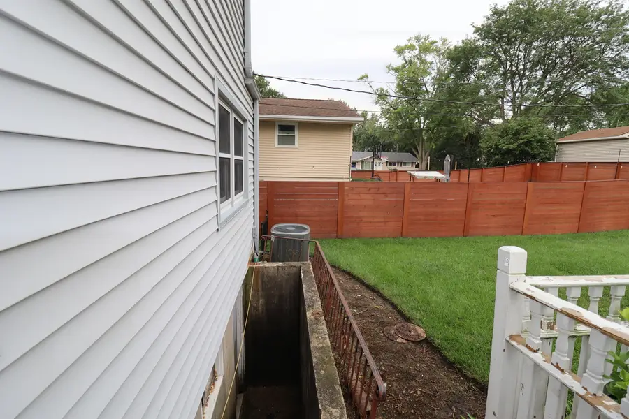 348 Cherrywood Road, Buffalo Grove, IL 60089 - #3