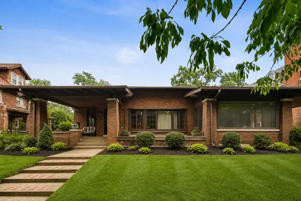6829 S Constance Avenue, Chicago, IL 60649