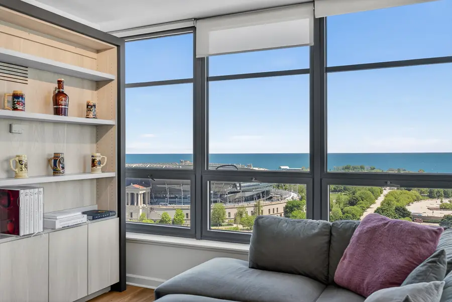 1600 S Prairie Avenue #1901, Chicago, IL 60616 - #3
