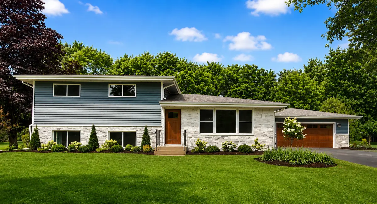 2257 Shannondale Drive, Green Oaks, IL 60048 - #1
