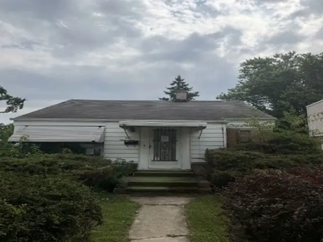 417 48th Avenue, Bellwood, IL 60104 - #2