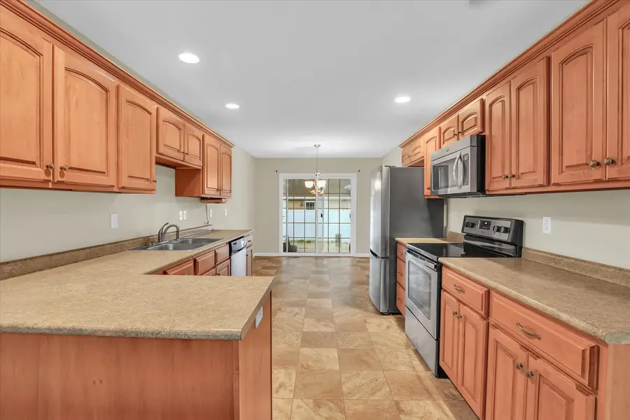 212 Medinah Court, Fisher, IL 61843 - #3