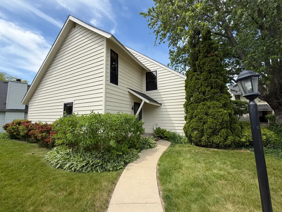 661 Mitchell Court #661, Gurnee, IL 60031 - #2
