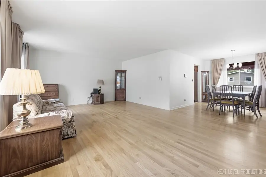 627 Maple Avenue, Lisle, IL 60532 - #3
