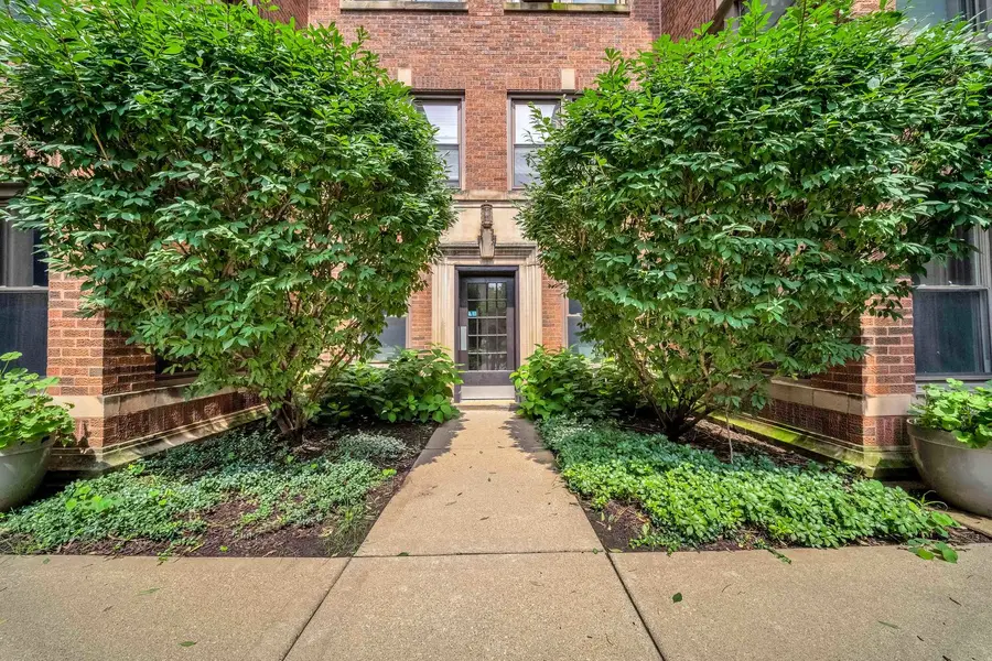 54 Forest Avenue #2W, Riverside, IL 60546 - #2