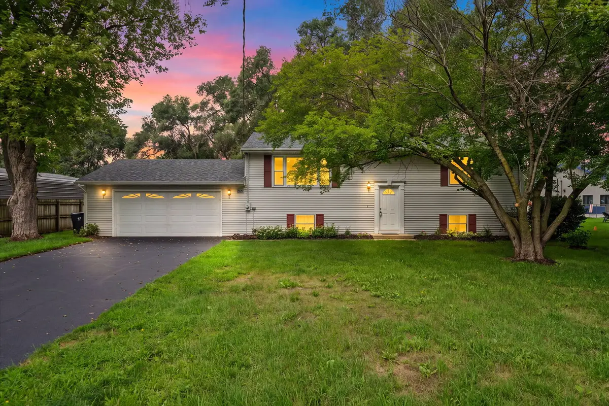 11320 2nd Street, Roscoe, IL 61073 - #1