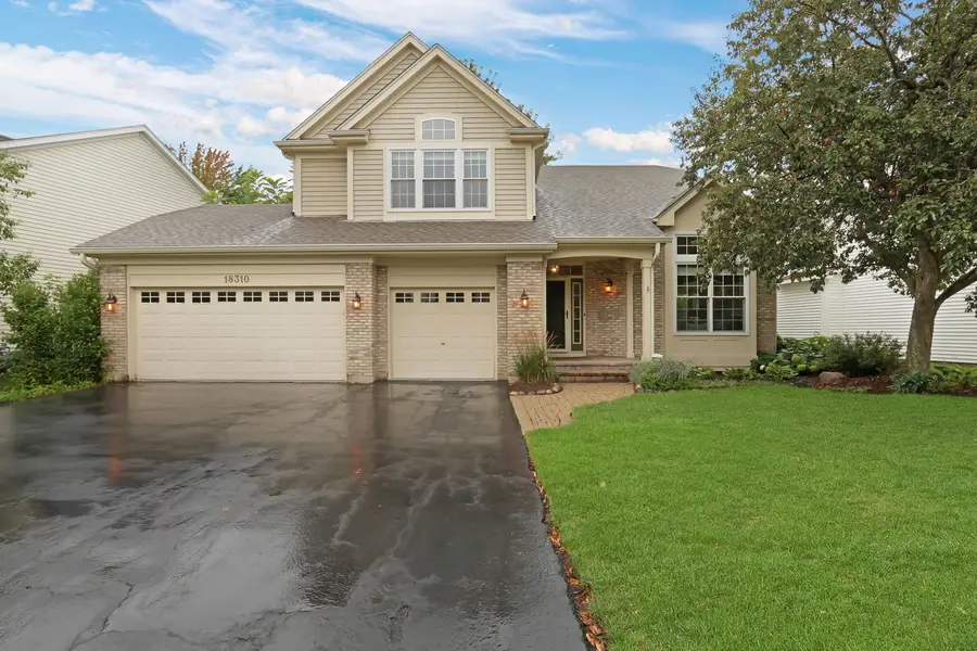 18310 W Meander Drive, Grayslake, IL 60030 - #2