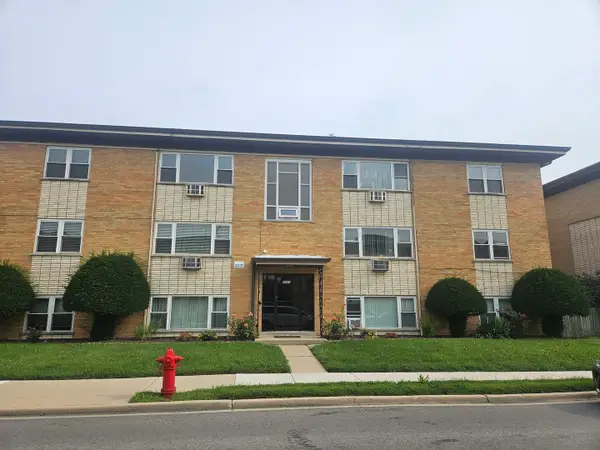8260 W Oconnor Drive #2NW, River Grove, IL 60171
