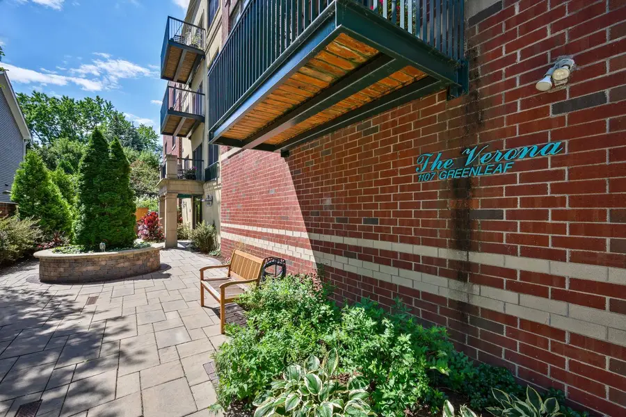 1107 Greenleaf Avenue #3G, Wilmette, IL 60091 - #2