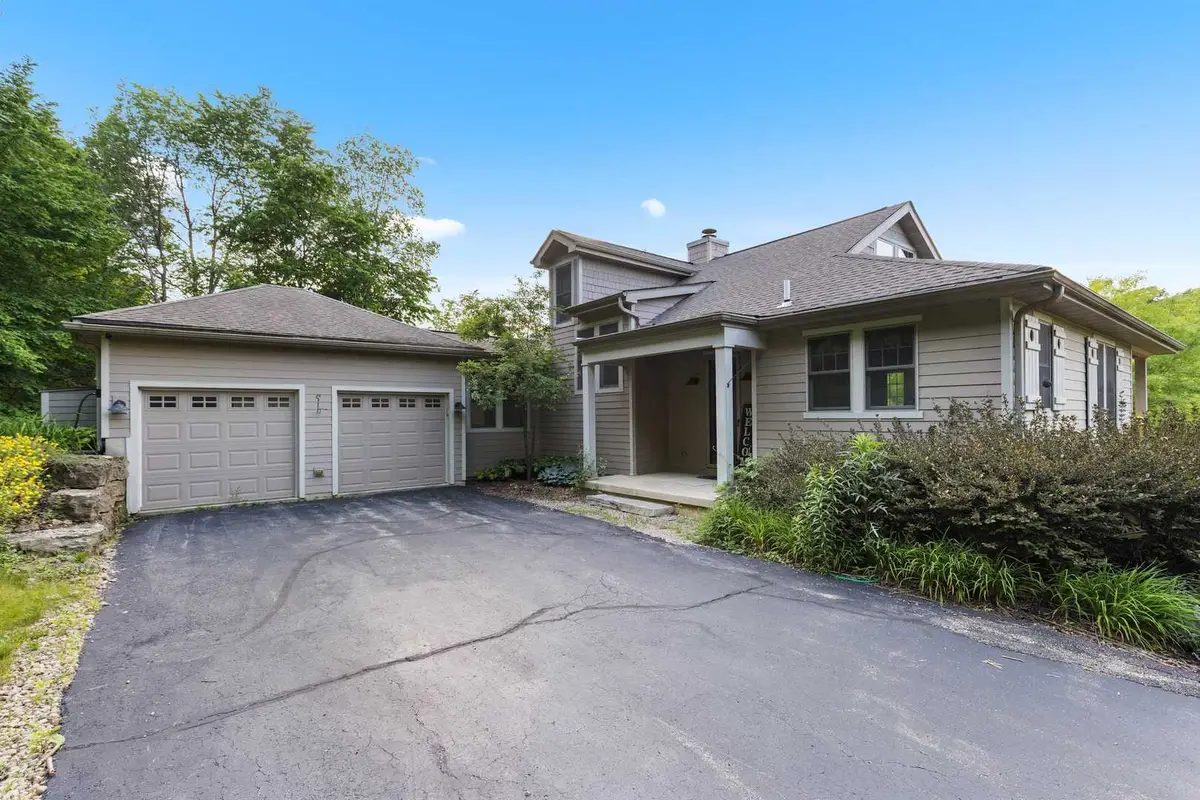 33 Sugarcreek Trail, Galena, IL 61036 - #1
