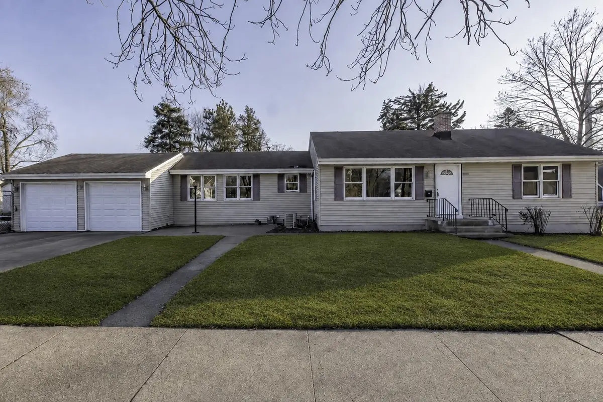 821 12th Street, North Chicago, IL 60064 - #1