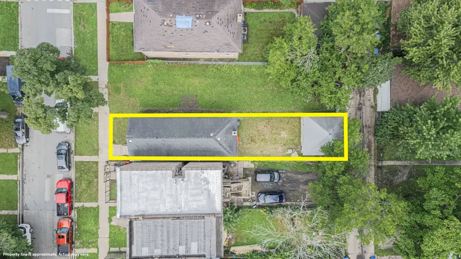 9207 S Greenwood Avenue, Chicago, IL 60619 - #3