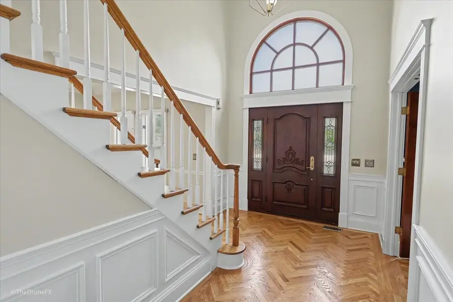 1772 Challenger Court, Wheaton, IL 60189 - #2