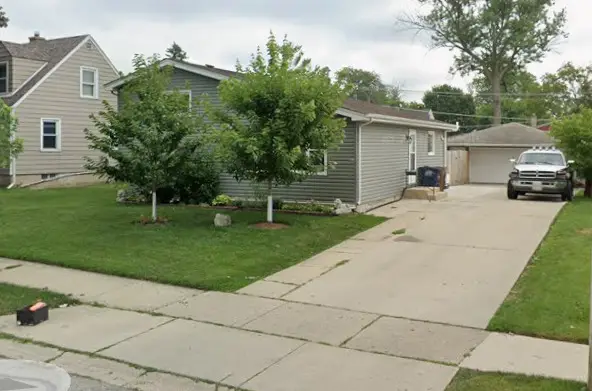485 N Chatham Avenue, Villa Park, IL 60181