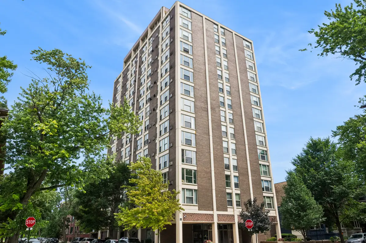 5401 S Hyde Park Boulevard #401, Chicago, IL 60615 - #1
