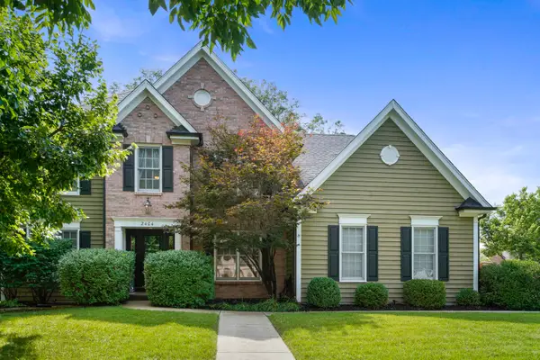2404 Bainbridge Boulevard, West Chicago, IL 60185